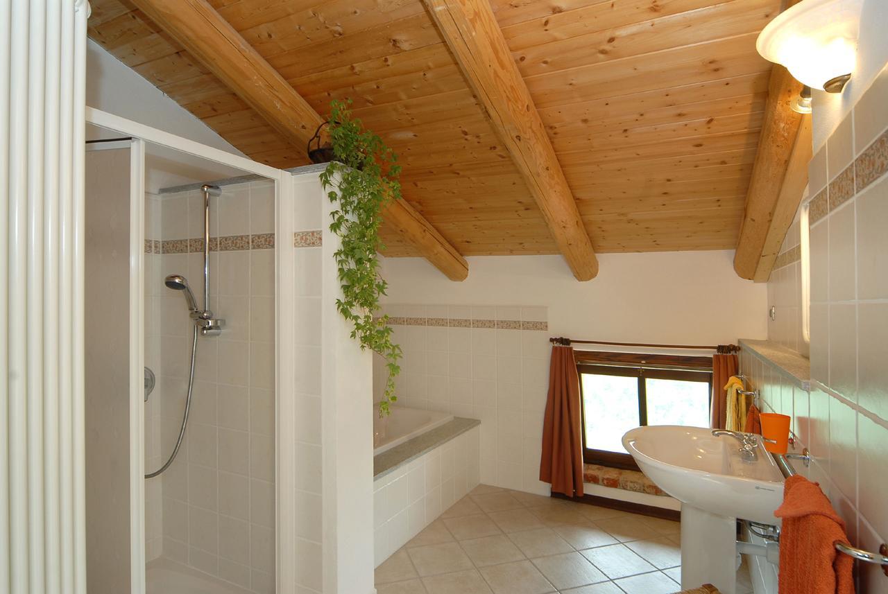 Sinio Agriturismo Sondrea מראה חיצוני תמונה