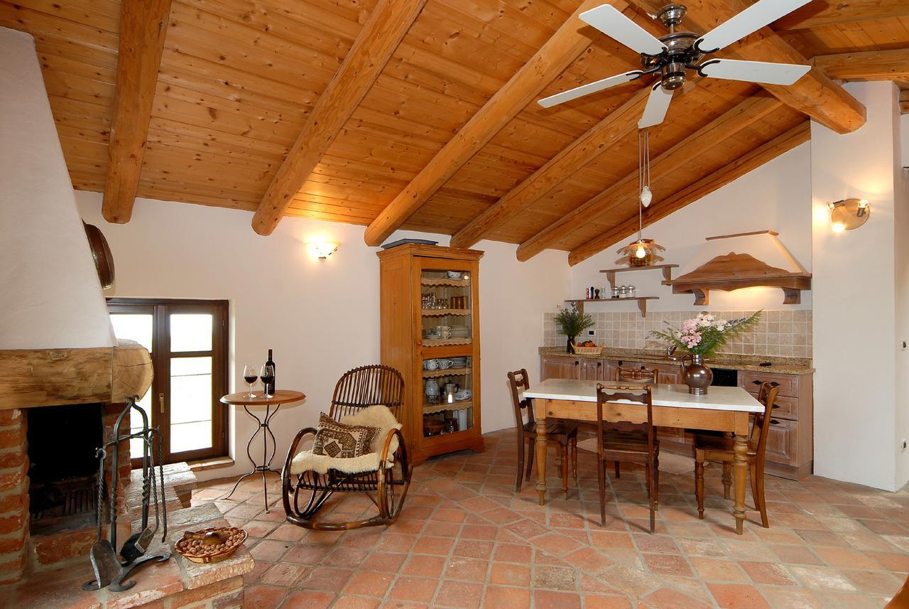 Sinio Agriturismo Sondrea מראה חיצוני תמונה